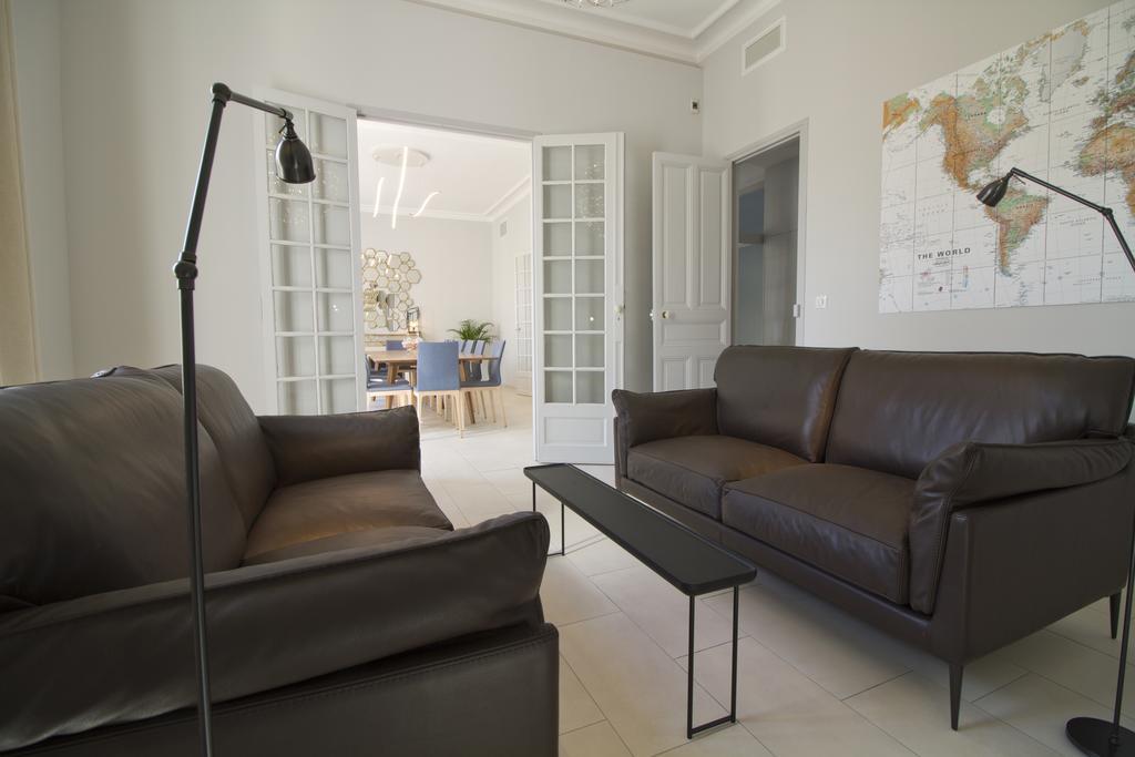 نيم Villa Meridia المظهر الخارجي الصورة